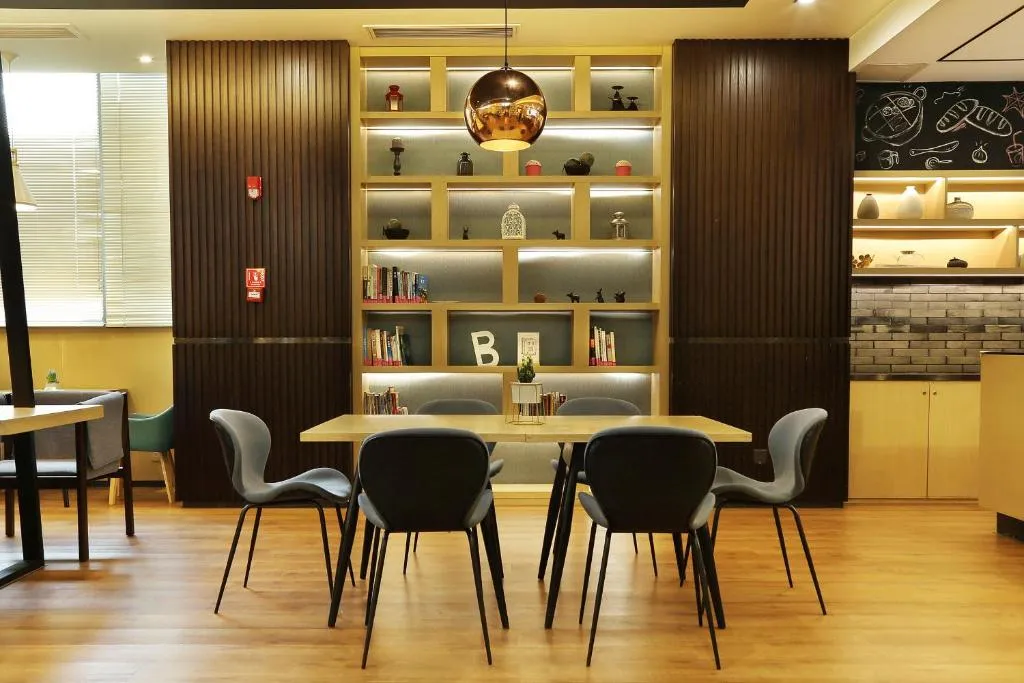 Image 3 of Atour Hotel Chongqing Jiefangbei