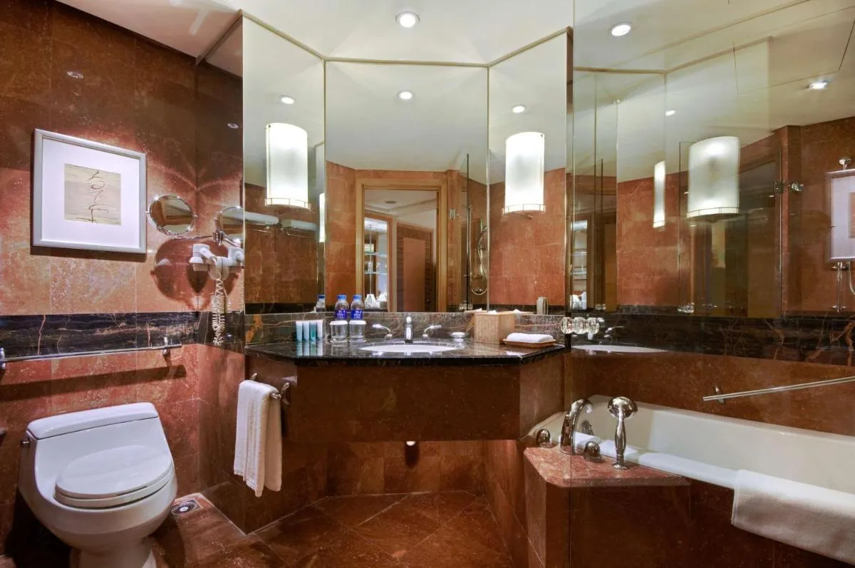 Image 2 of Hilton Chongqing
