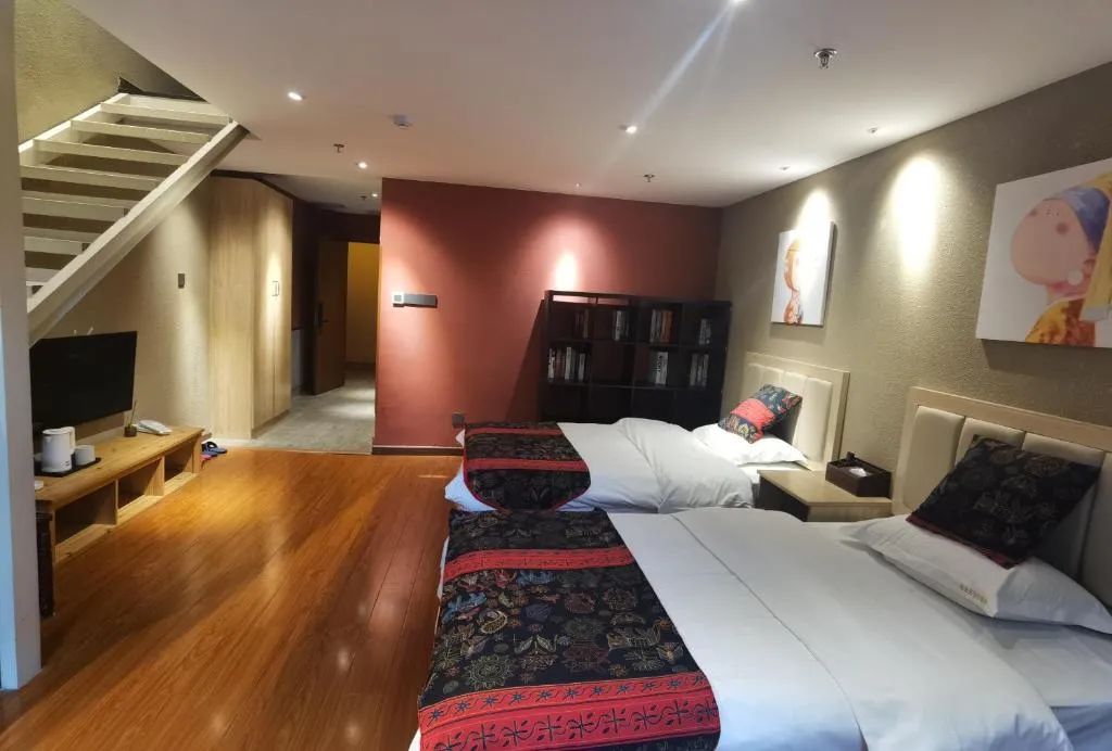 Image 1 of Zou Qu Ye Travel Hotel