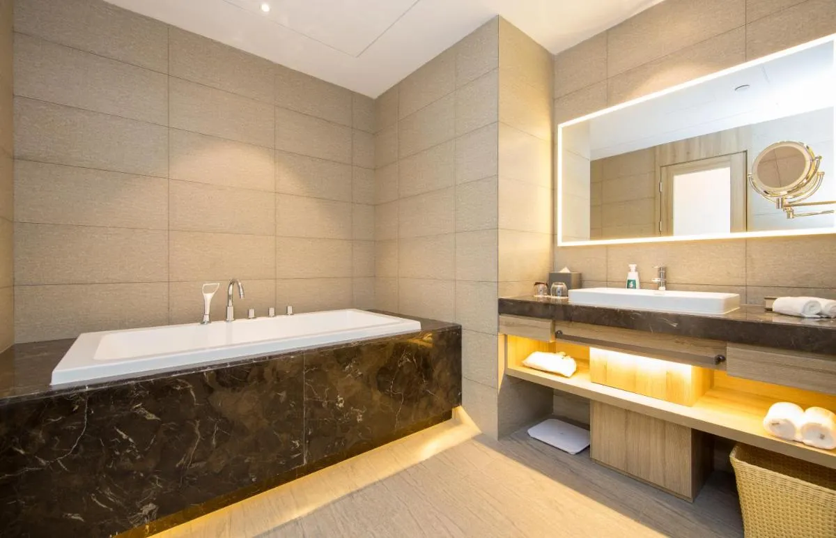 Image 2 of Atour Hotel Chongqing Hongyadong Riverview