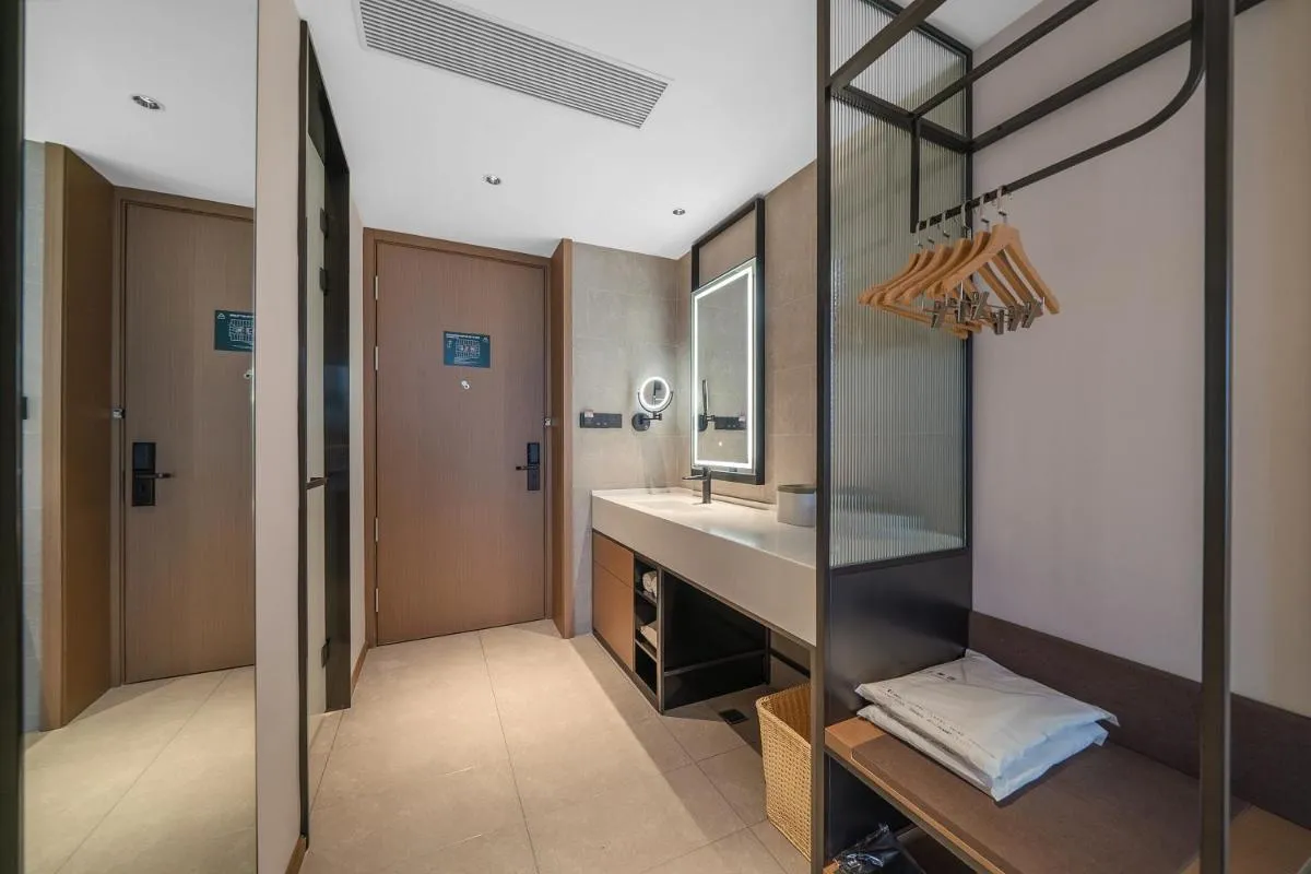 Image 2 of Atour Hotel Chongqing Liangjiang District Jinke Center