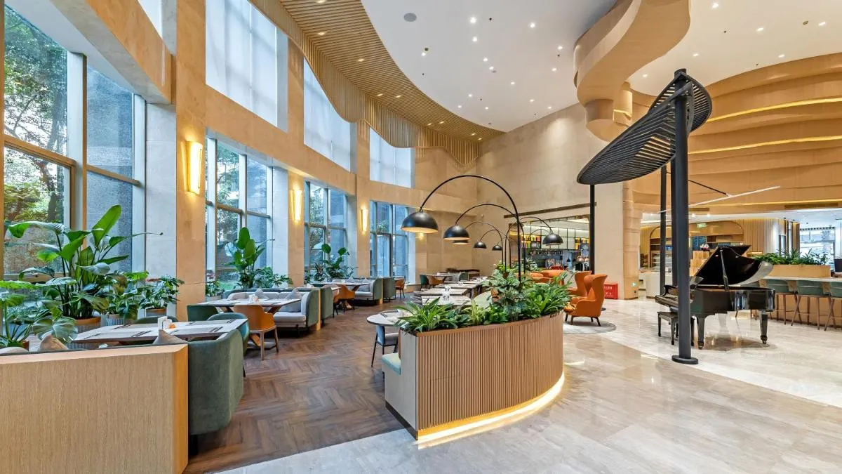 Image 3 of Holiday Inn Chongqing Guanyinqiao by IHG