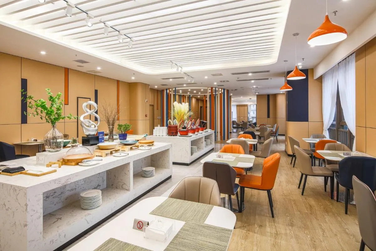 Image 4 of Holiday Inn Express Chongqing Guanyinqiao by IHG