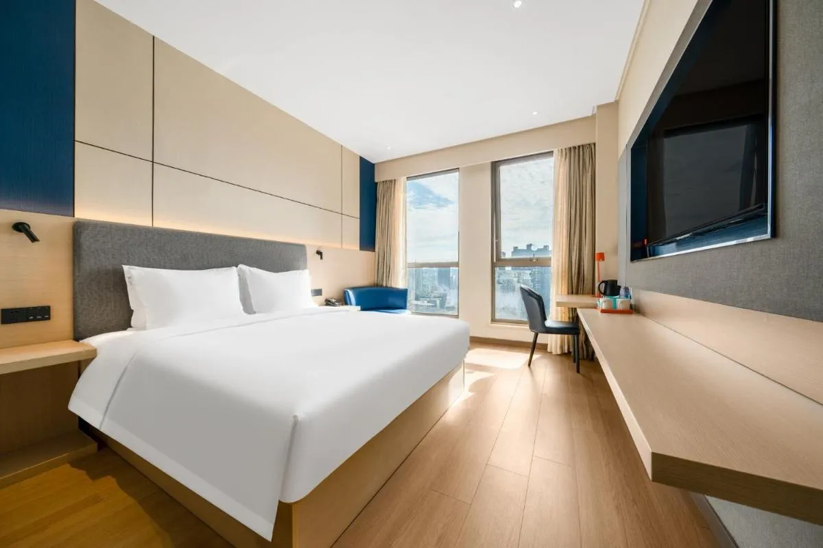 Image 1 of Holiday Inn Express Chongqing Guanyinqiao by IHG