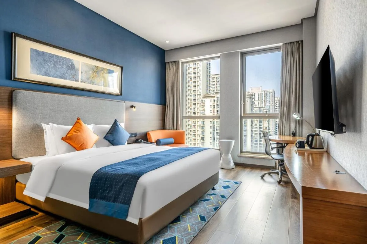 Image 5 of Holiday Inn Express Chongqing Guanyinqiao by IHG