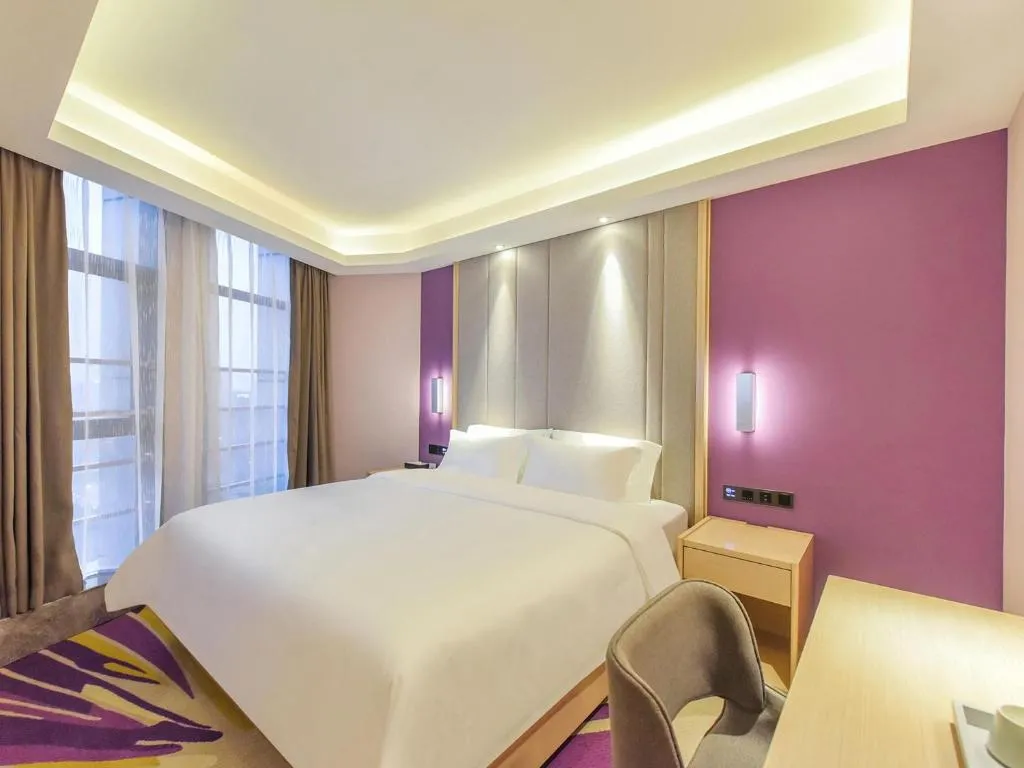 Image of Lavande Hotel Chongqing Nanping Pedestrian Street Convention and Exhibition Center
