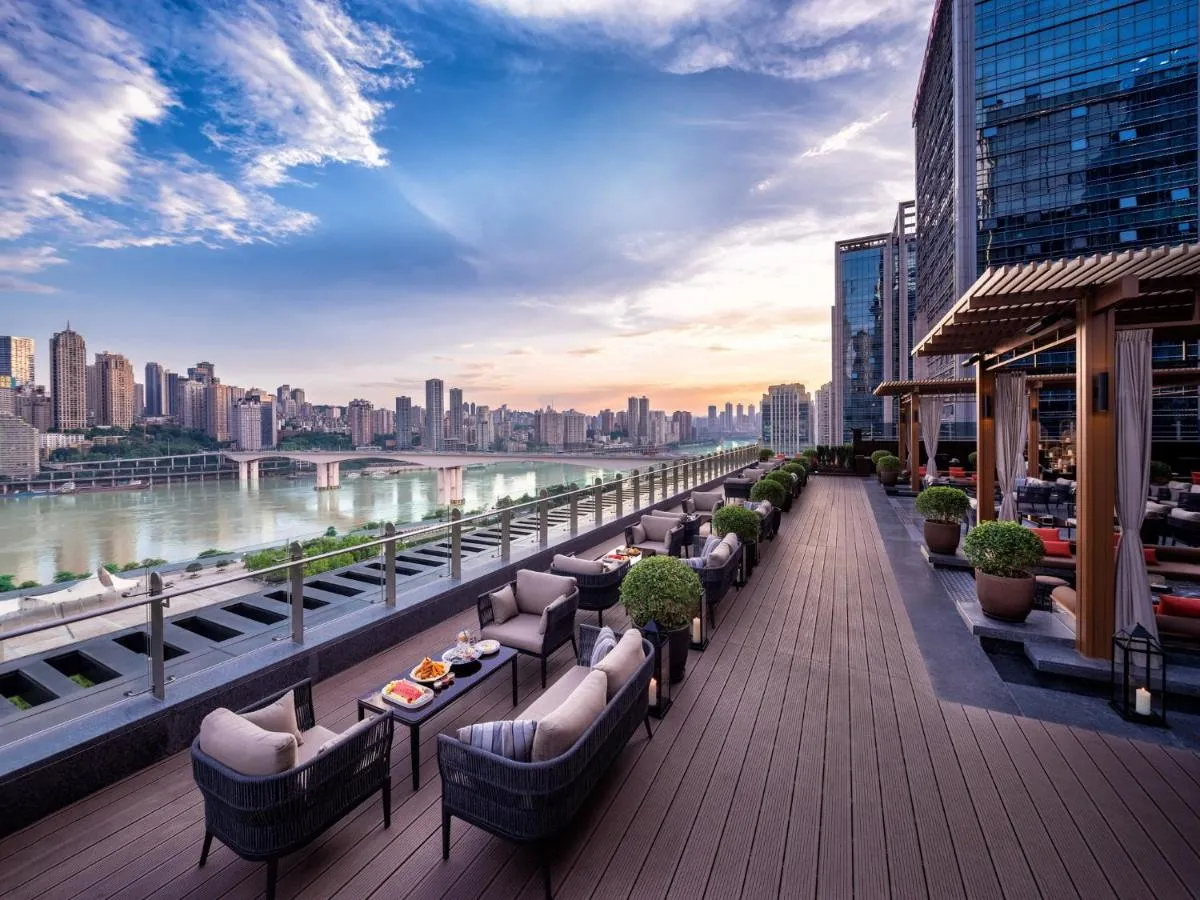 Image 6 of Regent Chongqing – Complimentary 1st round mini bar daily
