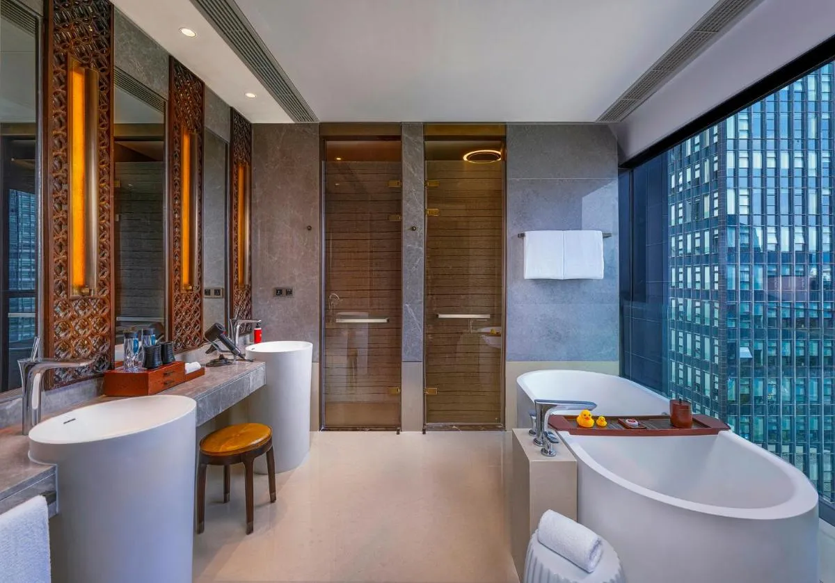 Image 2 of Regent Chongqing – Complimentary 1st round mini bar daily
