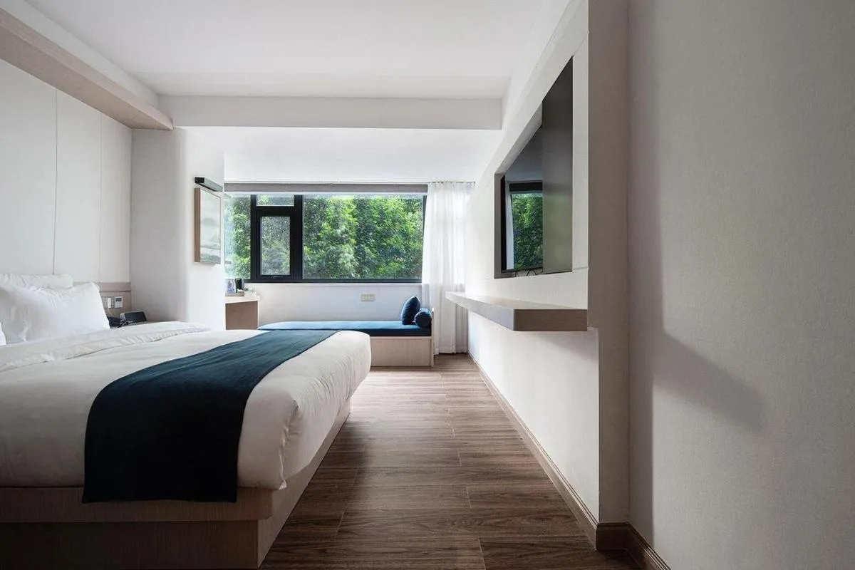 Image 1 of Walling Hotel – Chongqing Jiefangbei Hongyadong