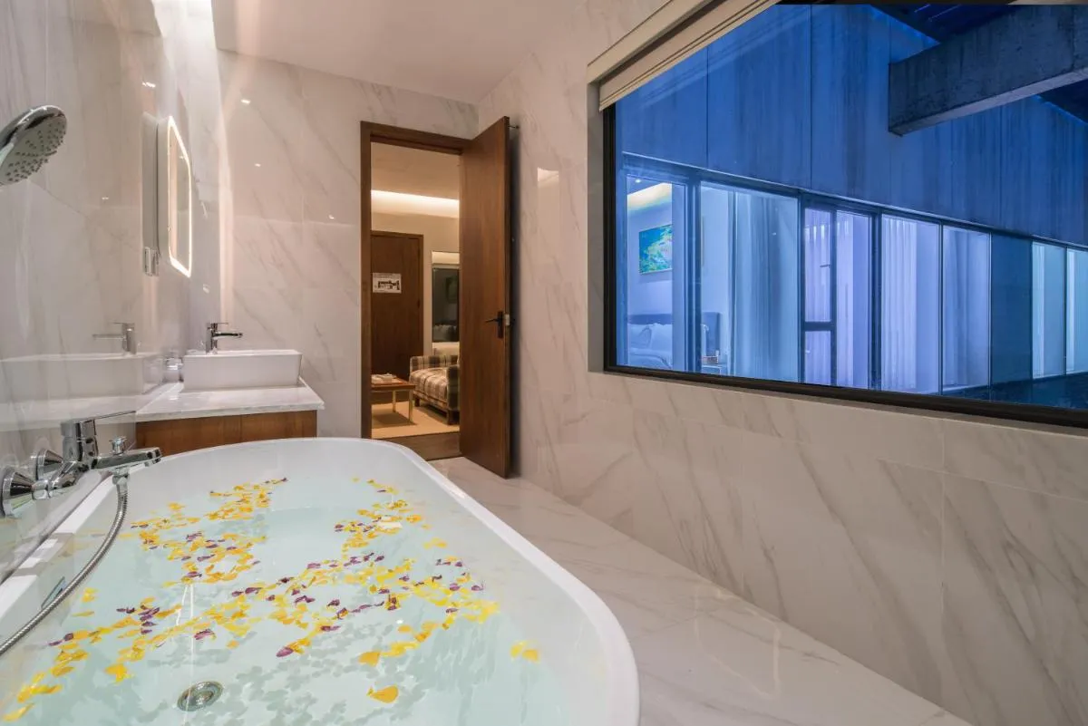 Image 2 of Wuyu Hotel Chongqing Zoo & Yangjiaping The Mixc Light rail