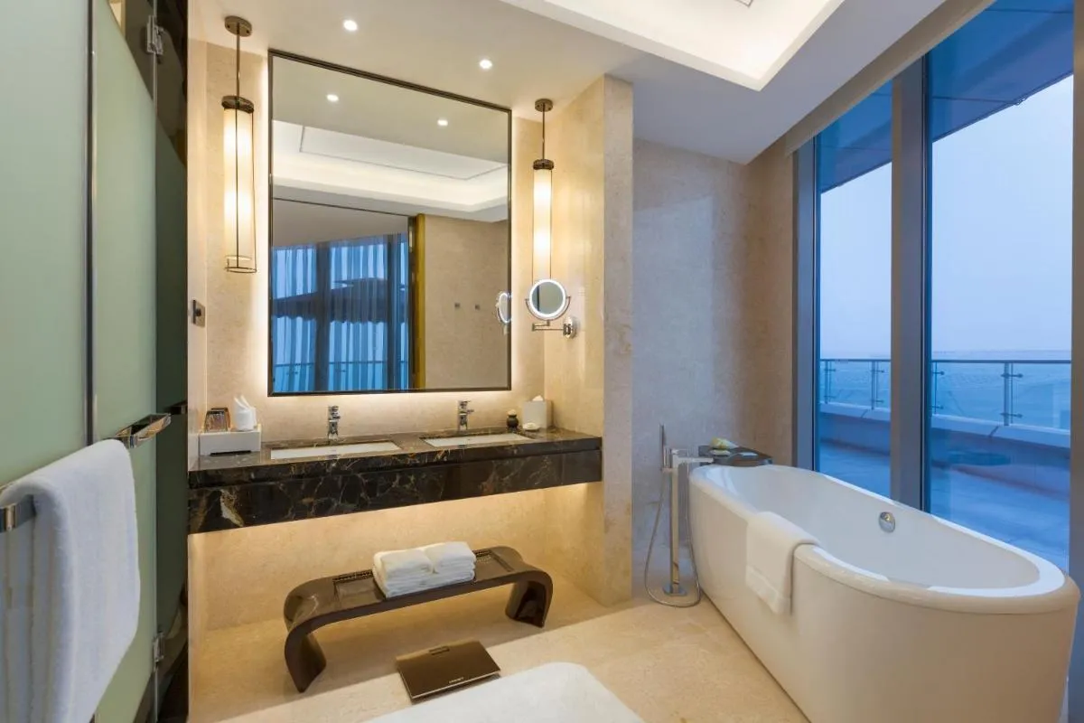 Image 2 of Wyndham Chongqing Yuelai