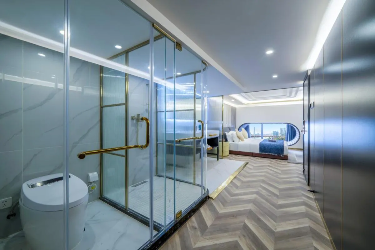 Image 2 of Yunmulijin Sky High Riverview Hotel Chongqing Jiefangbei Raffles Plaza