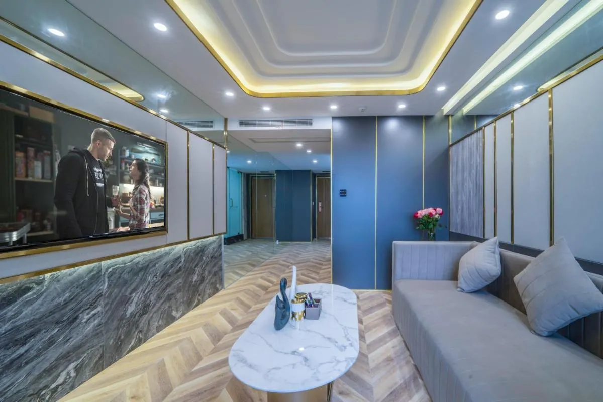 Image 3 of Yunmulijin Sky High Riverview Hotel Chongqing Jiefangbei Raffles Plaza