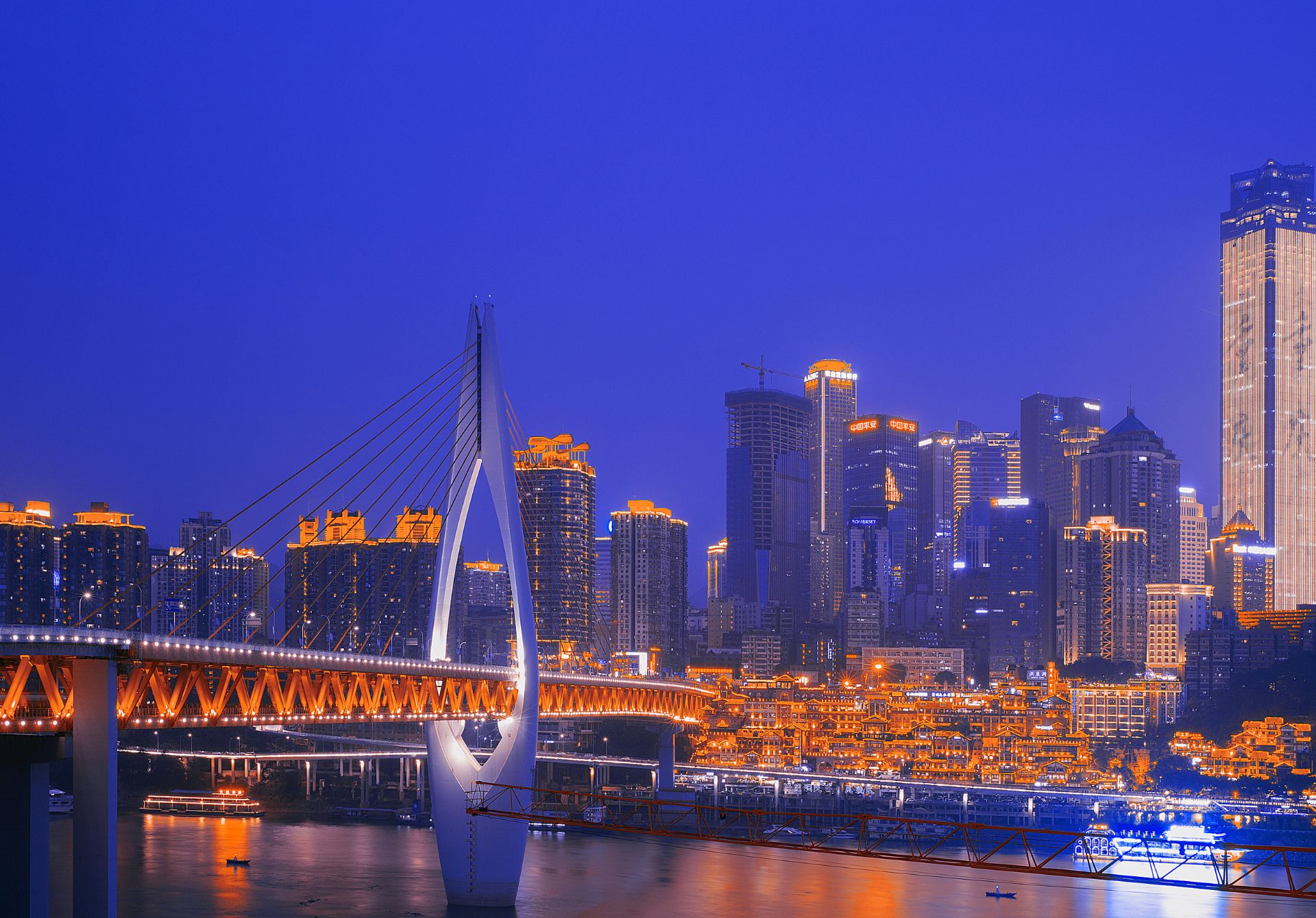 10 Luxury Hotels in Chongqing